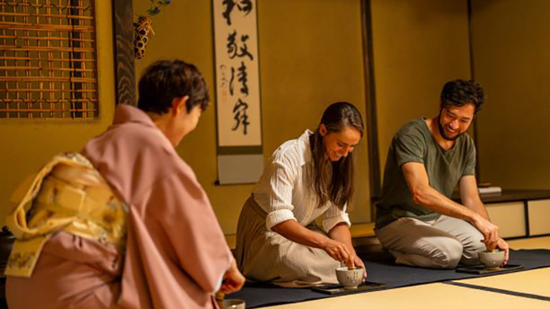 Authentic Tea Ceremony: Chanoyu